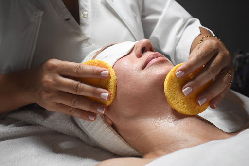 Day Spa «Allure Day Spa», reviews and photos, 2056 S University Dr, Davie, FL 33324, USA