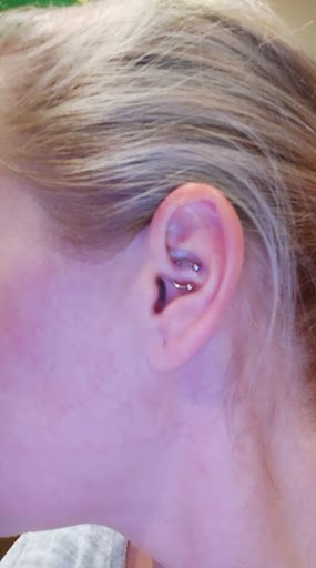 Tattoo Shop «Frontier Tattoo Company», reviews and photos, 2510 E Hunt Hwy #12, San Tan Valley, AZ 85143, USA