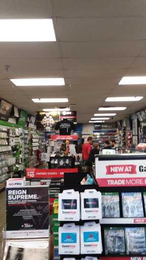 Video Game Store «GameStop», reviews and photos, 2800 SW 24th Ave, Ocala, FL 34471, USA