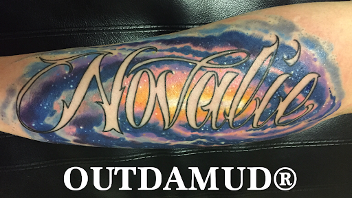 Explore knife tattoo ideas, creative tattoo ideas in Savannah, available at Tatlyfe Studios