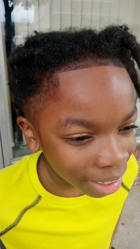 Barber Shop «Los Compadres Barbershop», reviews and photos, 601 N 7th St, Allentown, PA 18102, USA