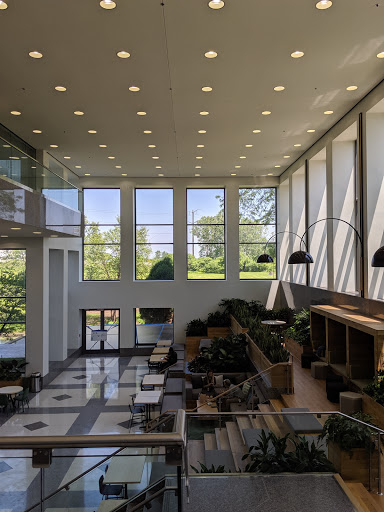 Sprint Corporate Office, 1901 N Roselle Rd, Schaumburg, IL 60195, USA, 