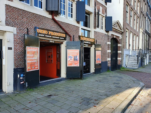 Stores to buy adolfo dominguez products Amsterdam