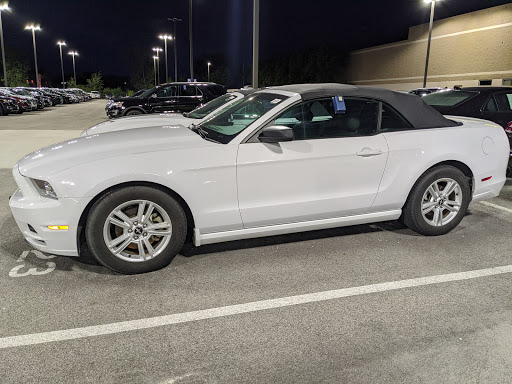 Used Car Dealer «CarMax», reviews and photos, 3320 Odyssey Ct, Naperville, IL 60563, USA