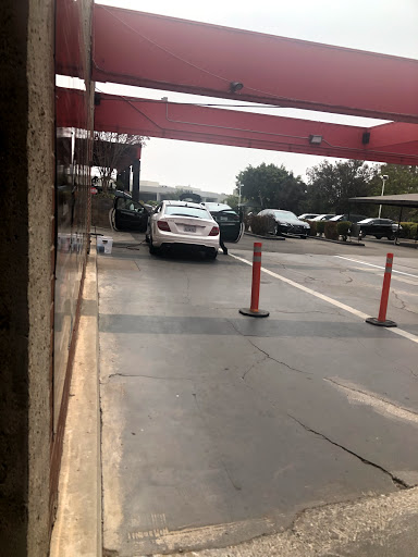 Car Wash «Newport Beach Car Wash», reviews and photos, 150 Newport Center Dr, Newport Beach, CA 92660, USA