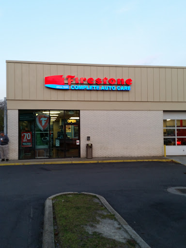 Tire Shop «Firestone Complete Auto Care», reviews and photos, 5122 George Washington Memorial Hwy, Grafton, VA 23692, USA