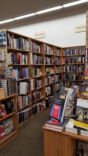 Book Store «Half Price Books», reviews and photos, 1075 E Golf Rd, Schaumburg, IL 60173, USA