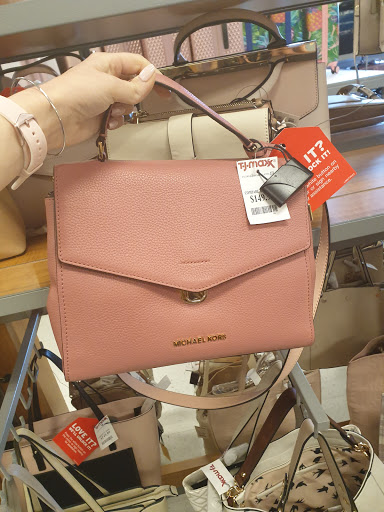 Department Store «HomeGoods», reviews and photos, 3525 28th St SE, Grand Rapids, MI 49512, USA