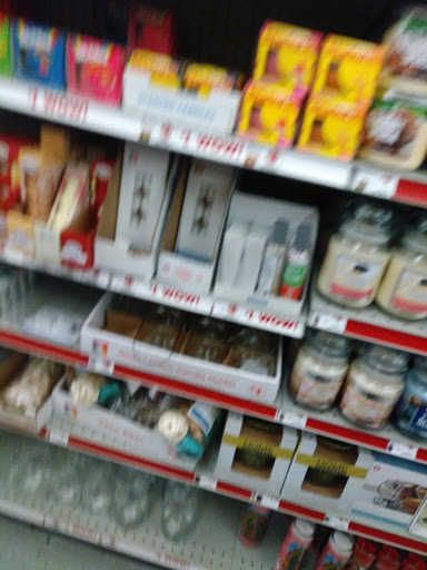 Dollar Store «FAMILY DOLLAR», reviews and photos, 1725 S 13th St, Omaha, NE 68108, USA