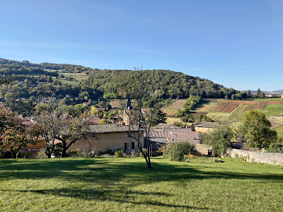 Domaine de Charmont à Ville-sur-Jarnioux