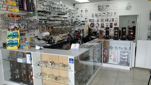 Locksmith «24/7 US LOCKSMITH», reviews and photos, 1946 NE 163rd St, North Miami Beach, FL 33162, USA