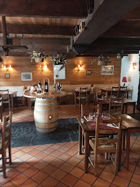 Atmosphère du Restaurant Le Bougnat à Mont-Dore - n°1