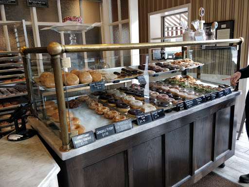 Donut Shop «Firecakes Donuts», reviews and photos, 2453 N Clark St, Chicago, IL 60657, USA