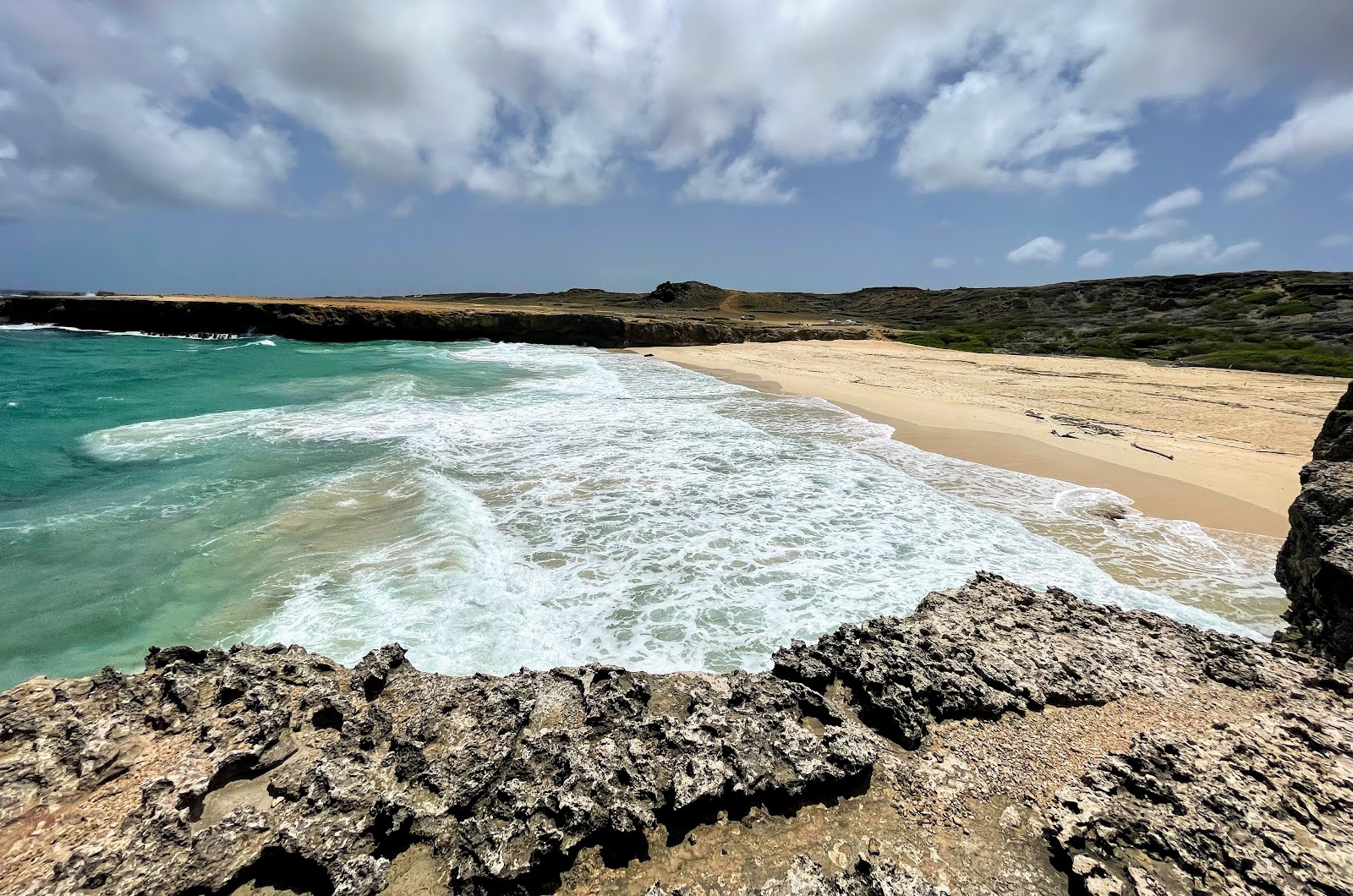 Foto de Dos Playa com areia brilhante superfície