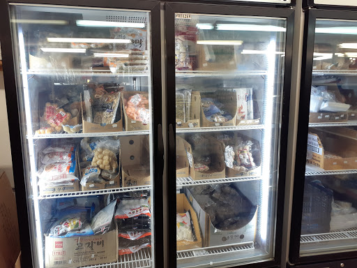 Grocery Store «Import Emporium», reviews and photos, 5503 S Broadway Ave, Tyler, TX 75703, USA