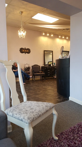 Beauty Salon «Salon Eye Candy», reviews and photos, 535 Broad Ave, North Belle Vernon, PA 15012, USA