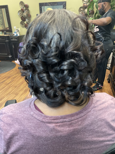 Beauty Salon «NouriTress Salon & Hair Clinic», reviews and photos, 175 Carnegie Pl, Fayetteville, GA 30214, USA