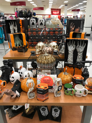 Department Store «T.J. Maxx», reviews and photos, 2467 W Stadium Blvd, Ann Arbor, MI 48103, USA