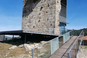 Vilharigues tower image