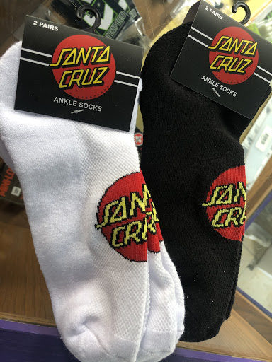 Skate Shop «Unity Skate Shop», reviews and photos, 944 Bay St, Port Orchard, WA 98366, USA