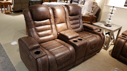 Furniture Store «WG&R Furniture», reviews and photos, 1600 S Koeller St, Oshkosh, WI 54902, USA