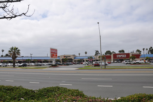 Office Supply Store «Staples», reviews and photos, 4600 Pacific Coast Hwy, Long Beach, CA 90804, USA
