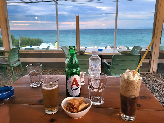 Opinii despre villa vagelis în Χαλκίδα - Καφετέρια