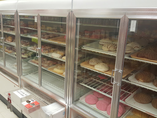 Mexican Grocery Store «La Mexicana», reviews and photos, 1522 E Lake St, Minneapolis, MN 55407, USA