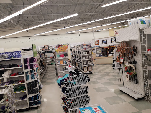 Fabric Store «Jo-Ann Fabrics and Crafts», reviews and photos, 8062 N Blackstone Ave, Fresno, CA 93720, USA