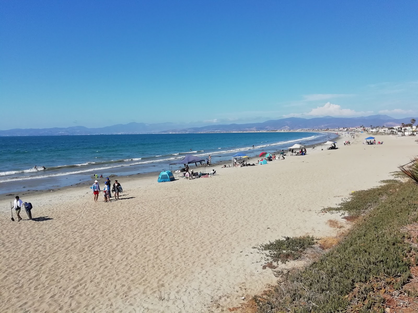 Fotografija Playa Arenosa z svetel pesek površino