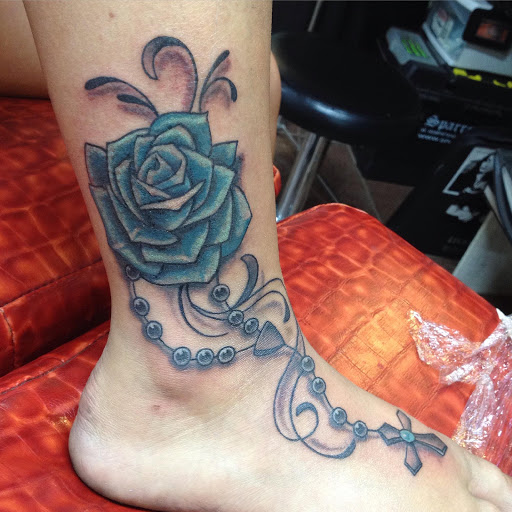 Find tattoo business card ideas for your next unique tattoo in West Hempstead at Sparrow Tattoo Inc