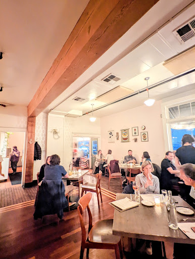 Pub «McMenamins Bagdad Theater & Pub», reviews and photos, 3702 SE Hawthorne Blvd, Portland, OR 97214, USA