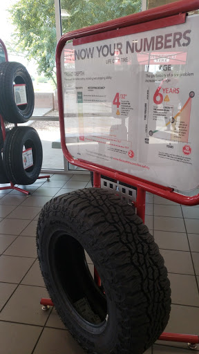 Tire Shop «Discount Tire Store - Gilbert, AZ», reviews and photos, 2623 S Market St, Gilbert, AZ 85295, USA