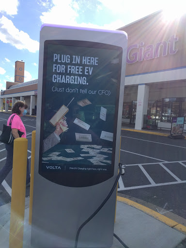 Supermarket «Giant», reviews and photos, 18250 Flower Hill Way, Gaithersburg, MD 20879, USA