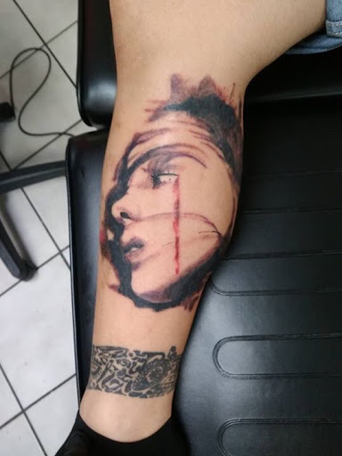 Tattoo Shop «Island Tattoo & Piercings», reviews and photos, 6600 Manatee Ave W, Bradenton, FL 34209, USA