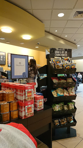 Book Store «Barnes & Noble», reviews and photos, 4020 Sharon Rd, Charlotte, NC 28211, USA