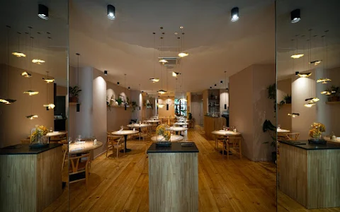 Restaurant Pollen image