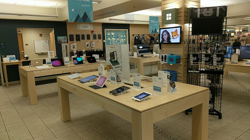 Book Store «USU Campus Store», reviews and photos, 650 N 800 E, Logan, UT 84322, USA