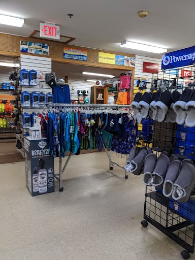 Sporting Goods Store «Stateline Sports», reviews and photos, 22 Bridge St, West Lebanon, NH 03784, USA