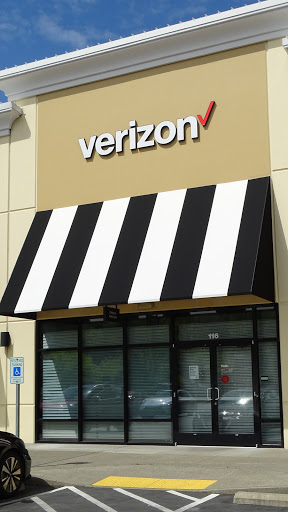 Cell Phone Store «Verizon», reviews and photos, 17100 Southcenter Pkwy #116, Tukwila, WA 98188, USA