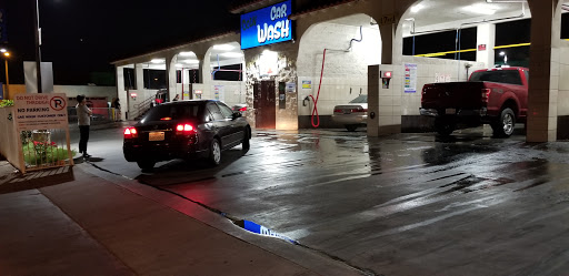 Atlantic Self Serve Car Wash en East Los Angeles