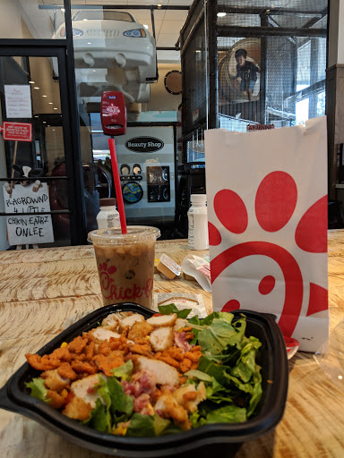 Fast Food Restaurant «Chick-fil-A», reviews and photos, 1700 E Colorado Blvd, Pasadena, CA 91106, USA