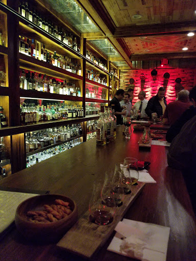 Wine Store «Wades Wines», reviews and photos, 30961 Agoura Rd #321, Westlake Village, CA 91361, USA