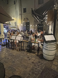 Atmosphère du Restaurant français AREV à Aix-en-Provence - n°4