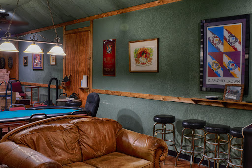 Tobacco Shop «Arlington Cigar», reviews and photos, 827 NE Green Oaks Blvd, Arlington, TX 76006, USA