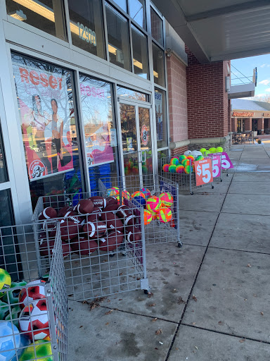 Variety Store «Five Below», reviews and photos, 12970 Middlebrook Road, Germantown, MD 20874, USA