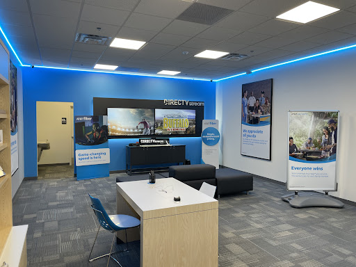 AT&T Store image 3