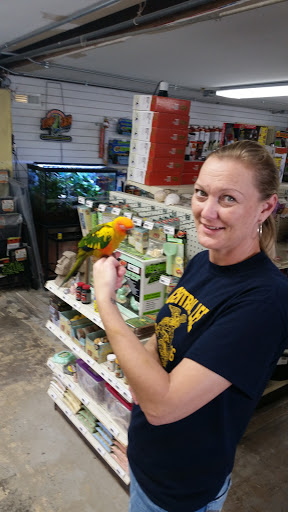 Pet Supply Store «Coral Reef», reviews and photos, 625 W Agency Rd, West Burlington, IA 52655, USA