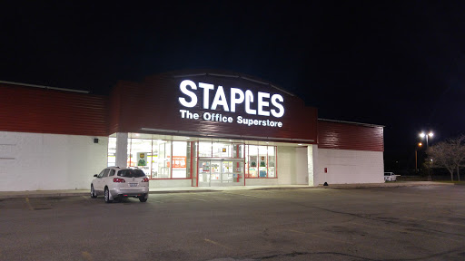 Office Supply Store «Staples», reviews and photos, 11 Winspear Dr SE, New Philadelphia, OH 44663, USA