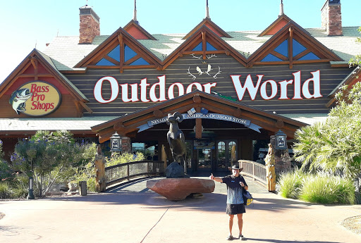 Sporting Goods Store «Bass Pro Shops», reviews and photos, 8200 Dean Martin Dr, Las Vegas, NV 89139, USA